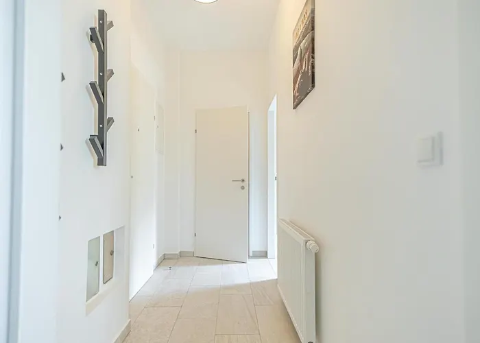 Sweet 2br & 1lr Apartment, Around Donaustadt