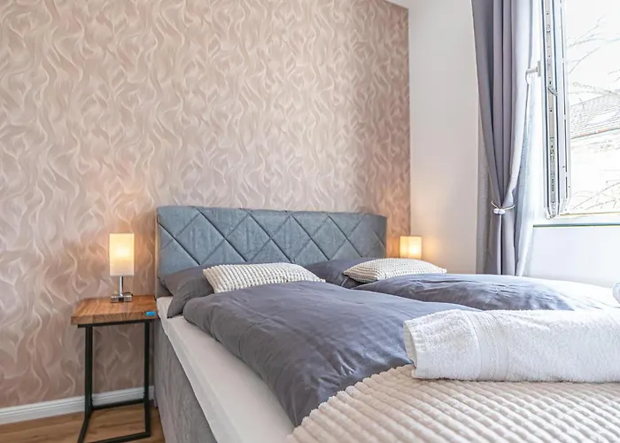 Sweet 2br & 1lr Apartment, Around Donaustadt *