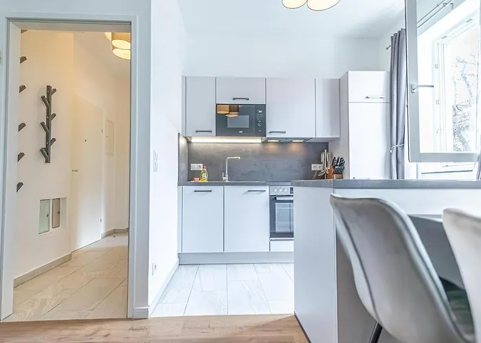 Sweet 2br & 1lr Apartment, Around Donaustadt Βιέννη